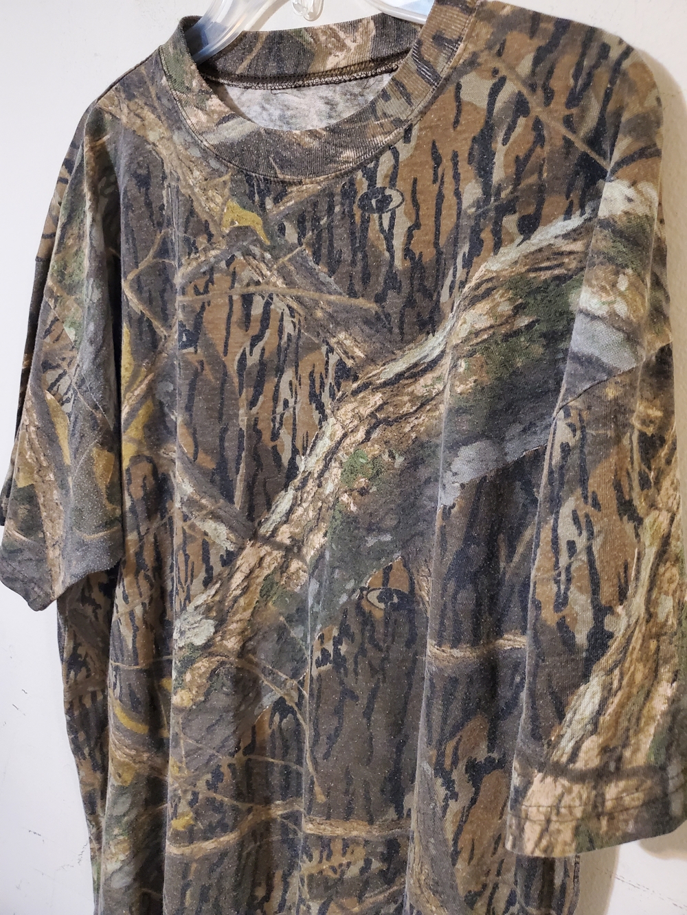 90s Mossy Oak Shadow Woodland Camo Short Sleeve Tee - Brown Realtree - Picture 2 of 7